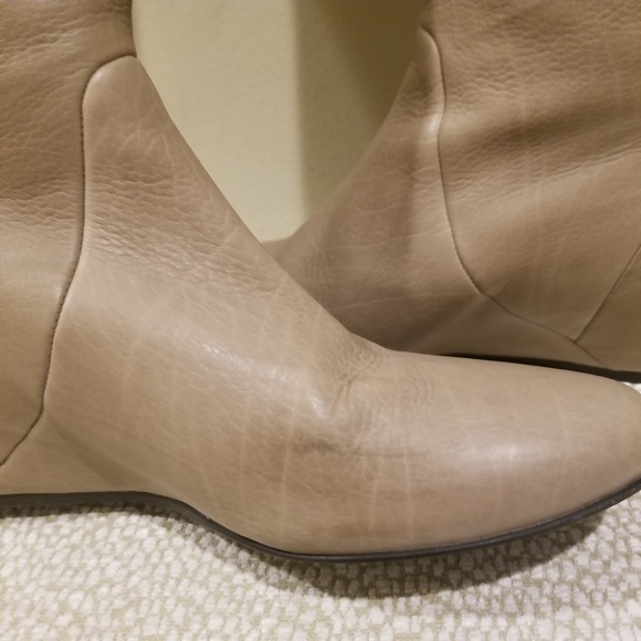 Authentic Lanvin hidden Wedge Heel Boots 6.5 - Picture 4 of 8